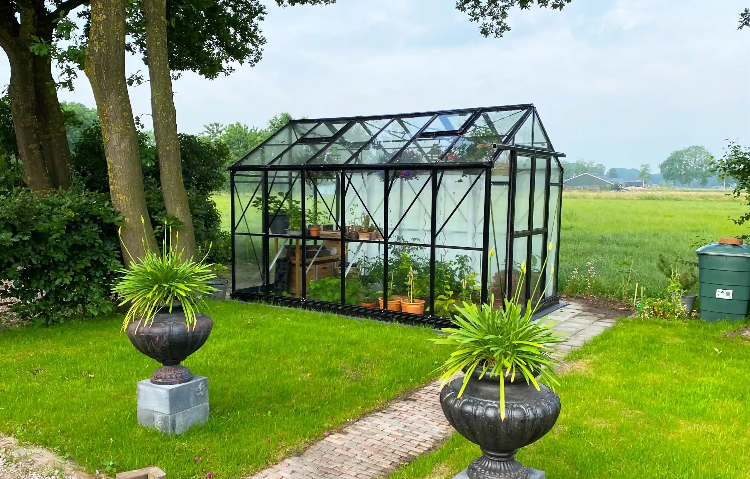 Gardenmeister, glass, polycarbonate, aluminium, four seasons